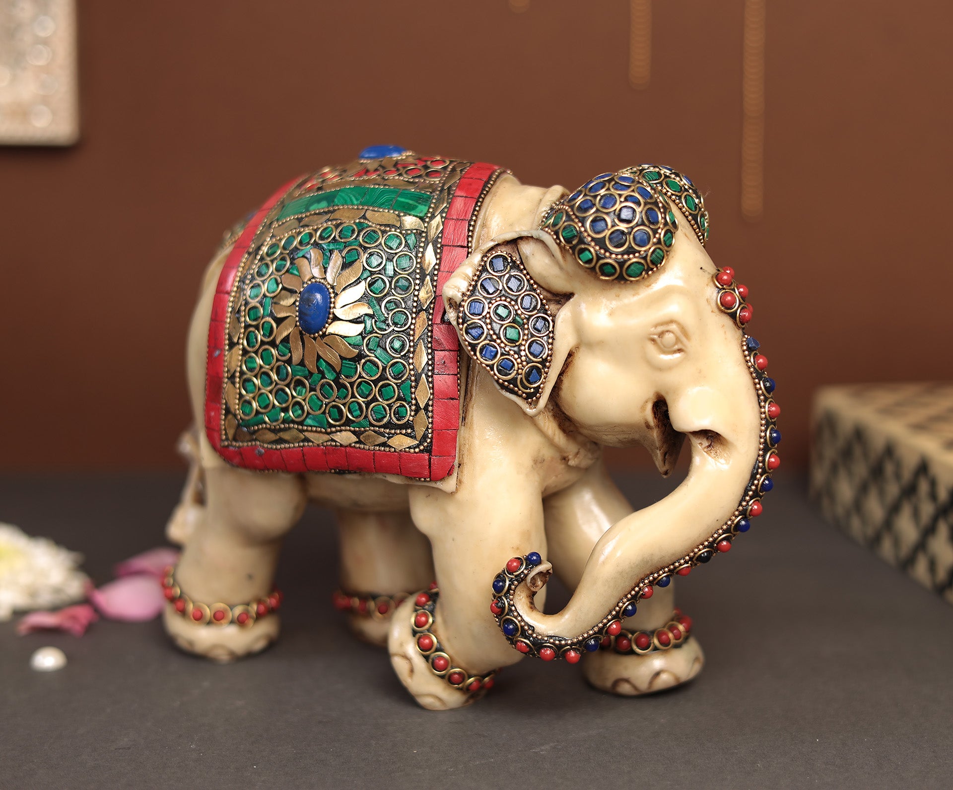 Stone Work Elephant In Resin (Marble Dust)