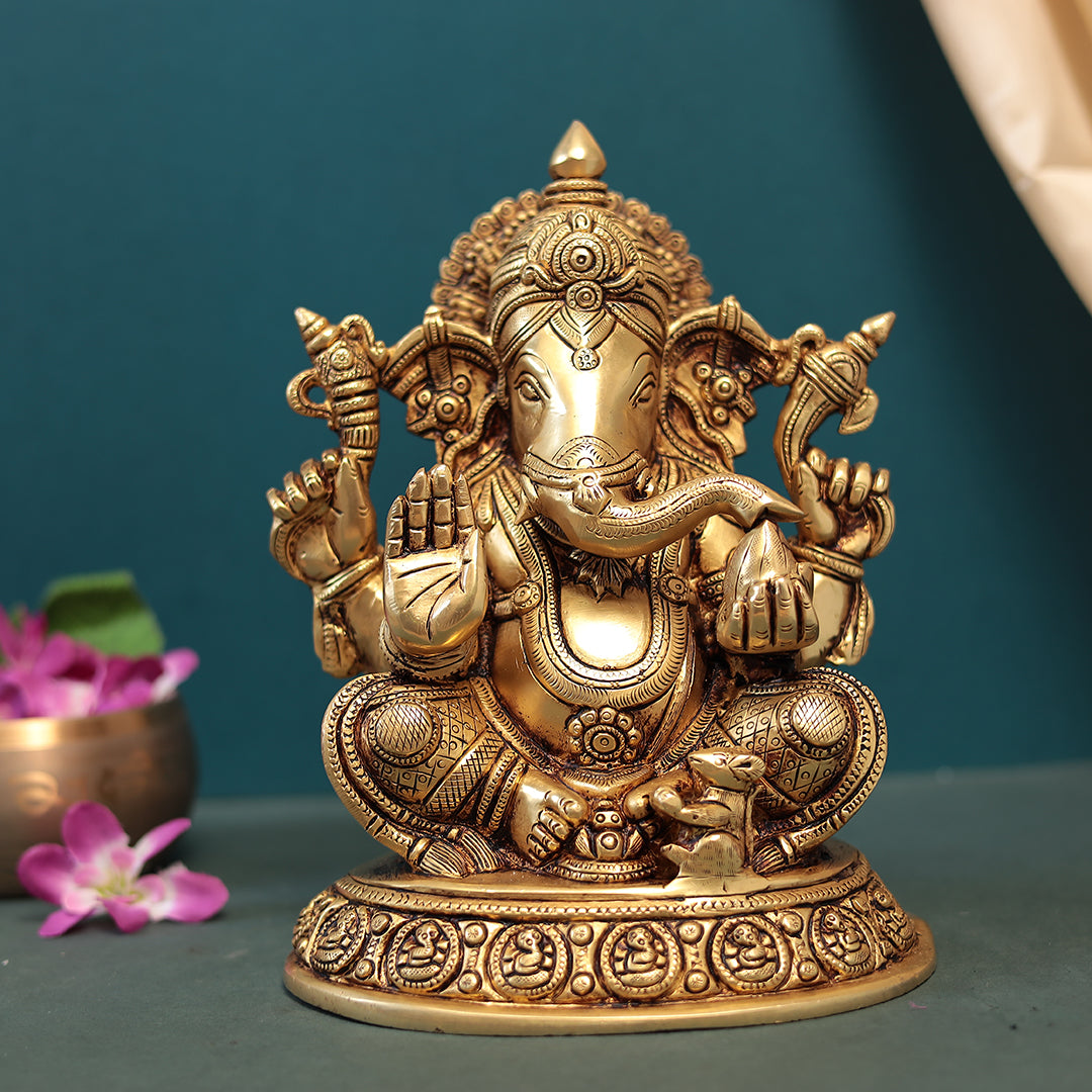 Brass Divine Lord Idampuri Ganesha Idol In Big Size