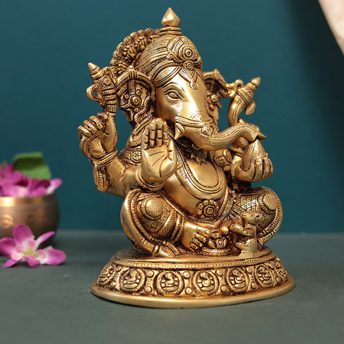 Brass Divine Lord Idampuri Ganesha Idol In Big Size