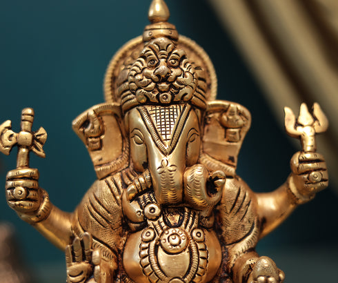 Brass Lord Ganesha In 7 Inches (17.78 Cm)