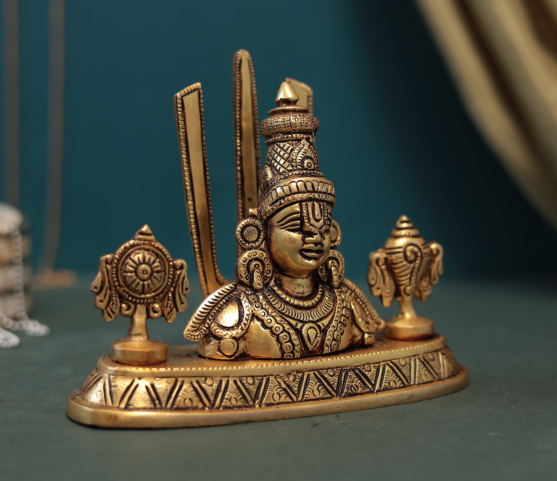 Brass Tirupati Balaji/Venkateshwara Bust Idol
