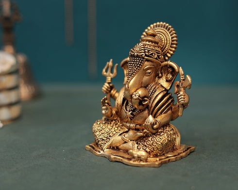 Superfine Brass Lord Ganesha/Vigneshwara Idol In 4 Inches