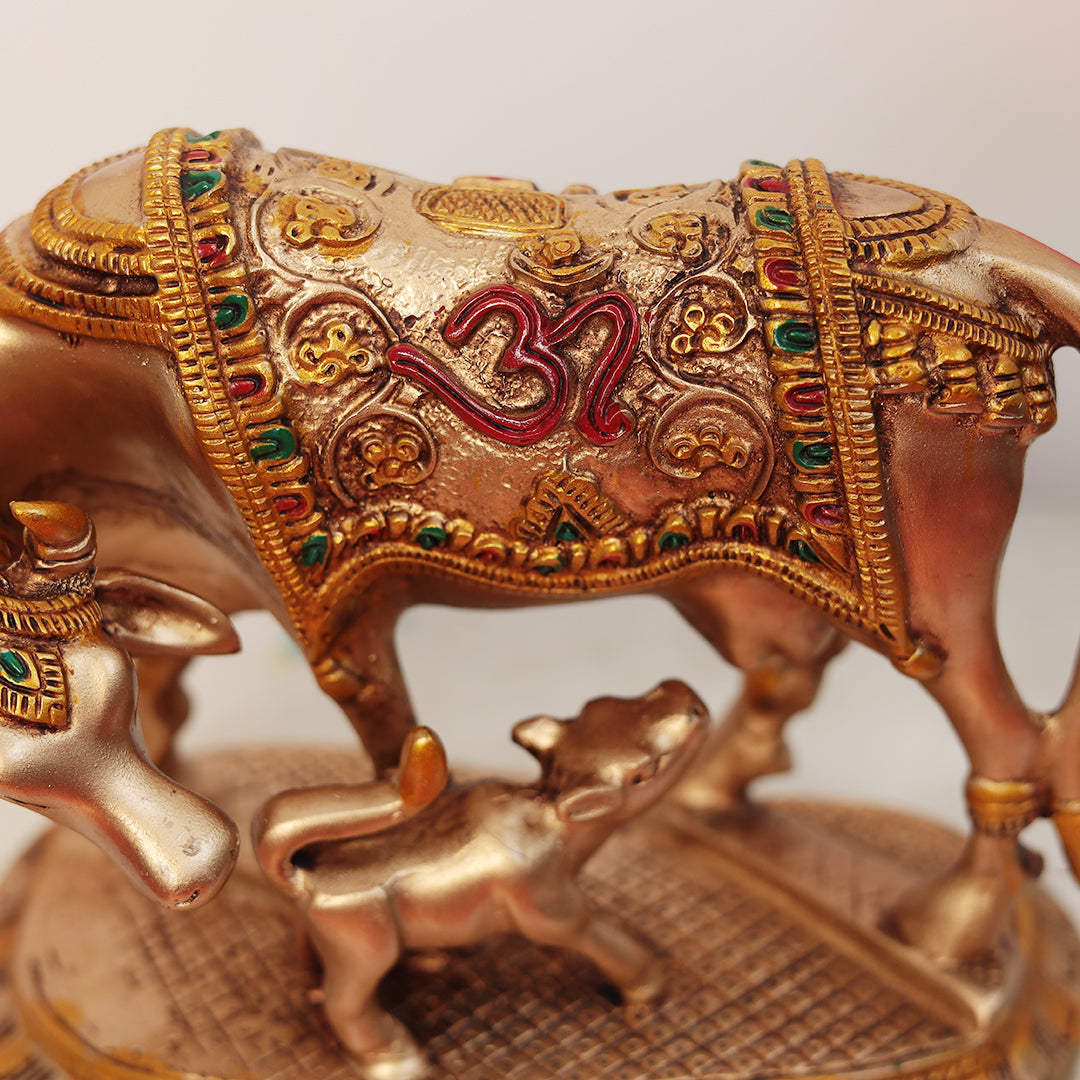 Divine Kamdhenu Cow with Calf For Puja/Home Decor in 5.5 Inch