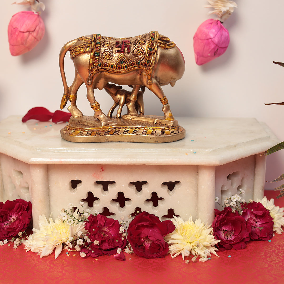 Divine Kamdhenu Cow with Calf For Puja/Home Decor in 5.5 Inch
