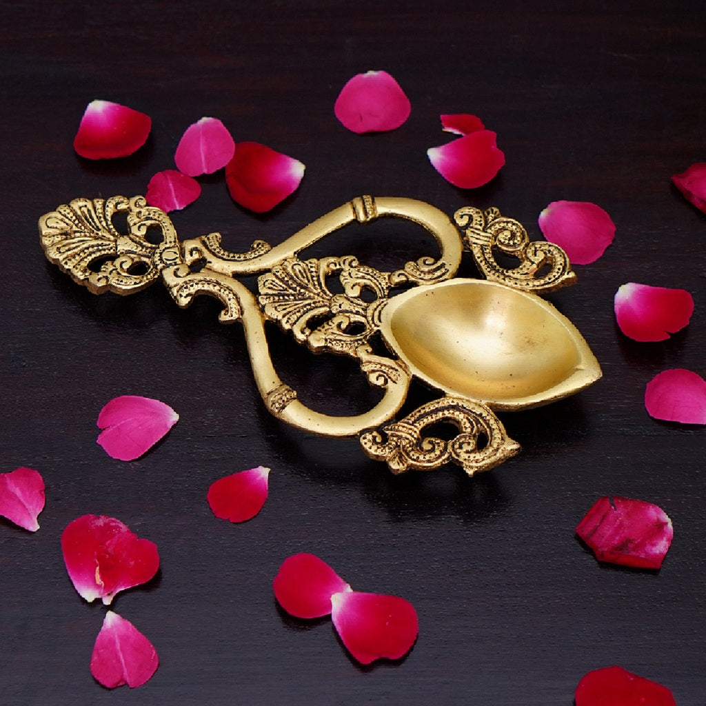 Aarti Diya with single burner