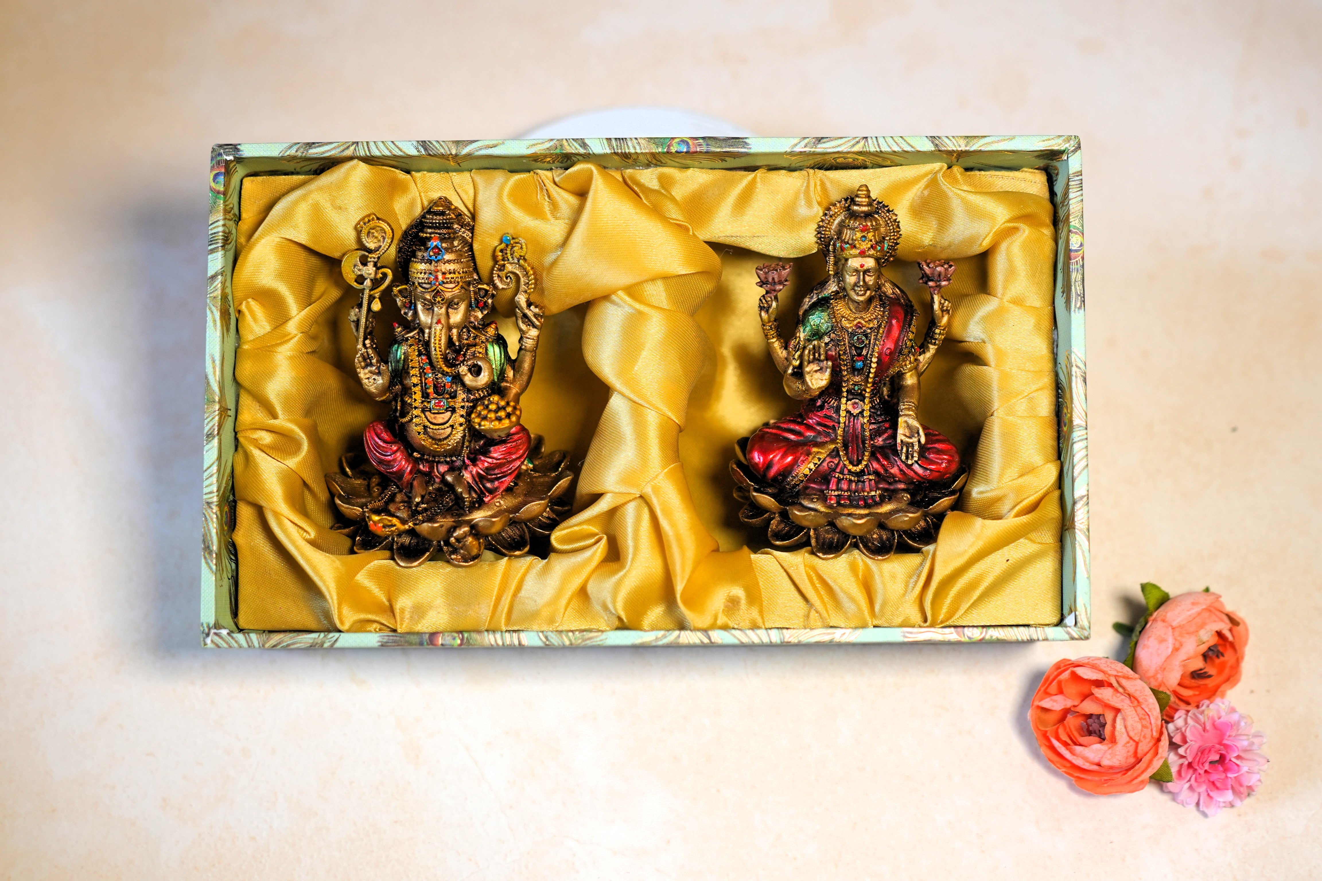Ganesh Lakshmi Gift Box: Divine Blessings in a Hamper