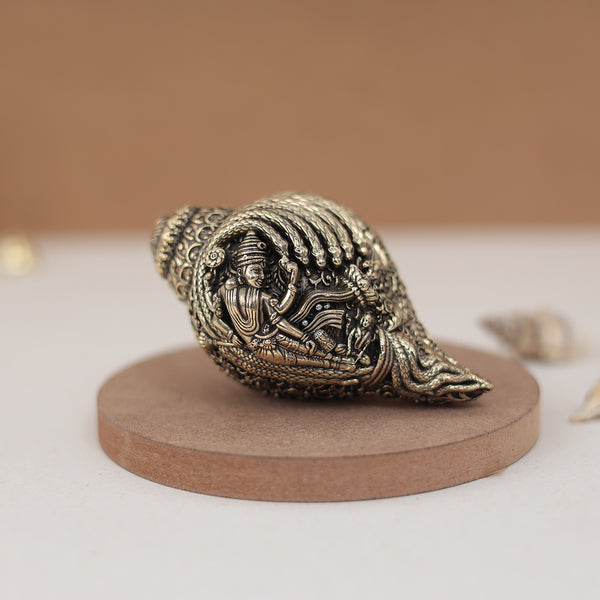Brass vishnu shankh, a decorative and religiously significant conch shell in 4 and 3 Inches Length