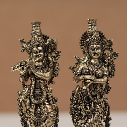 Divine Pure Brass detailed Radha Krishna Idol – 6 Inches
