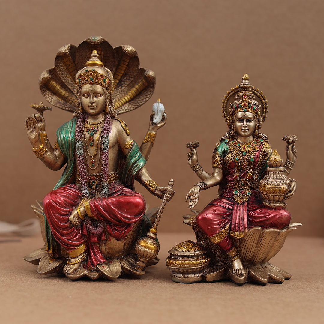Lord Vishu Idol In Sitting Position In 8 Inches