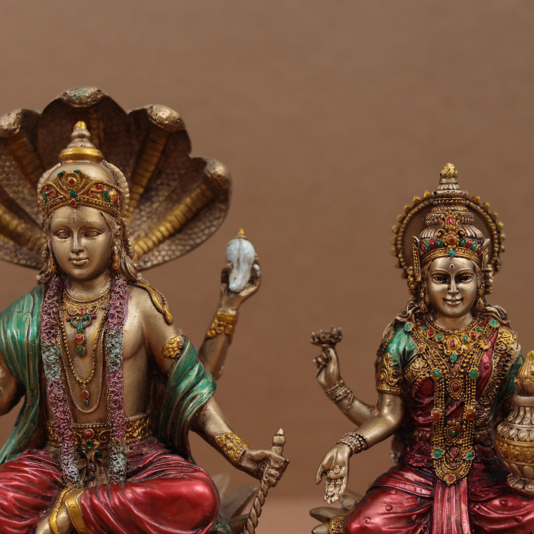 Lord Vishu Idol In Sitting Position In 8 Inches