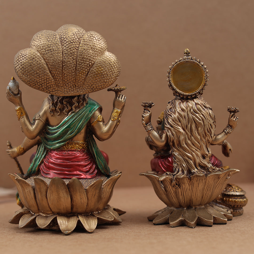 Lord Vishu Idol In Sitting Position In 8 Inches