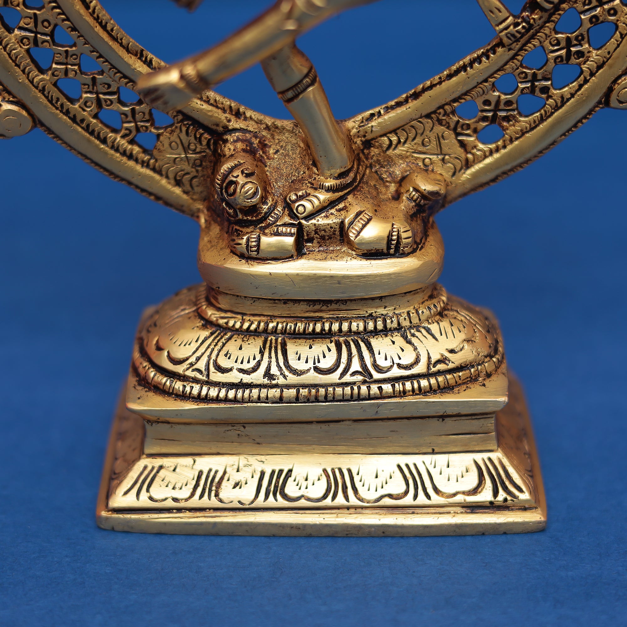 Brass Natraj Idol – Symbol of Cosmic Energy & Divine Art In 9 Inches