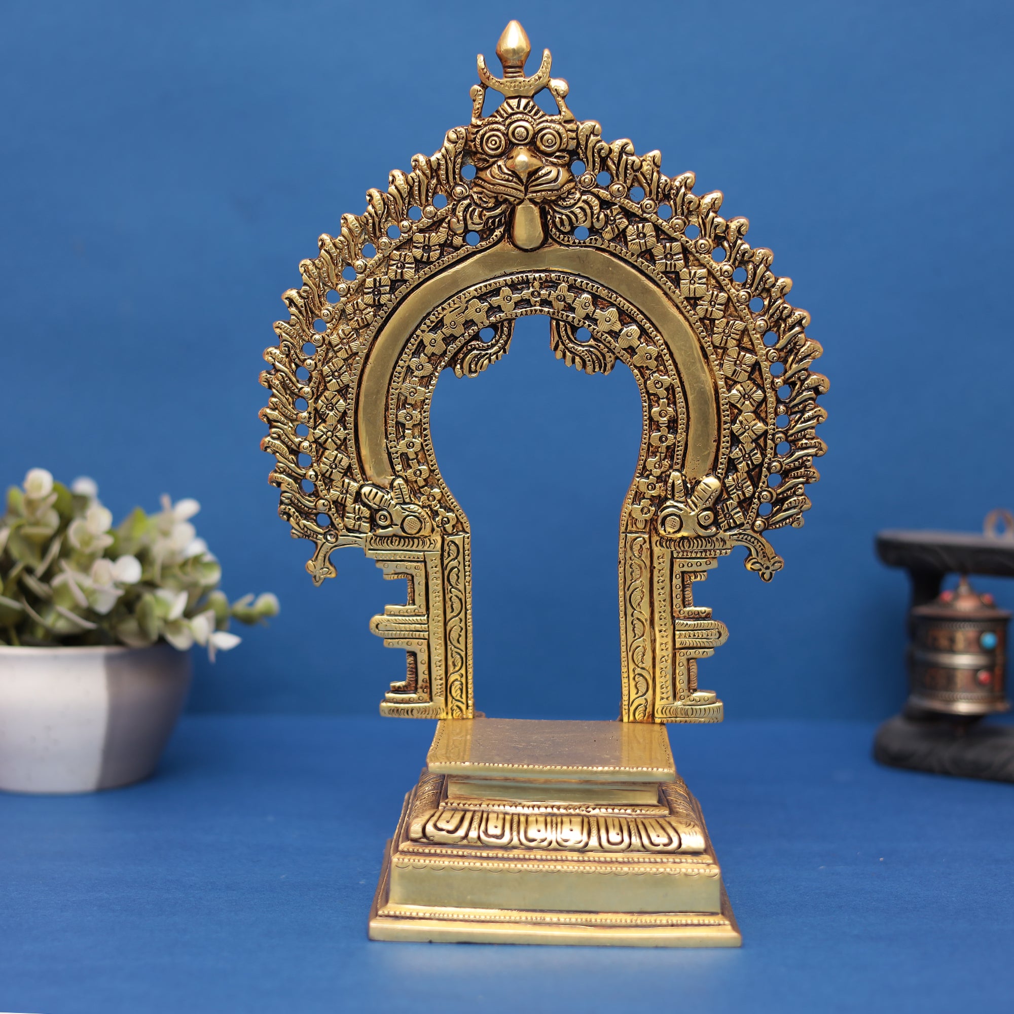 Small Brass Throne with Kirtimukha Prabhavali 12" INCH