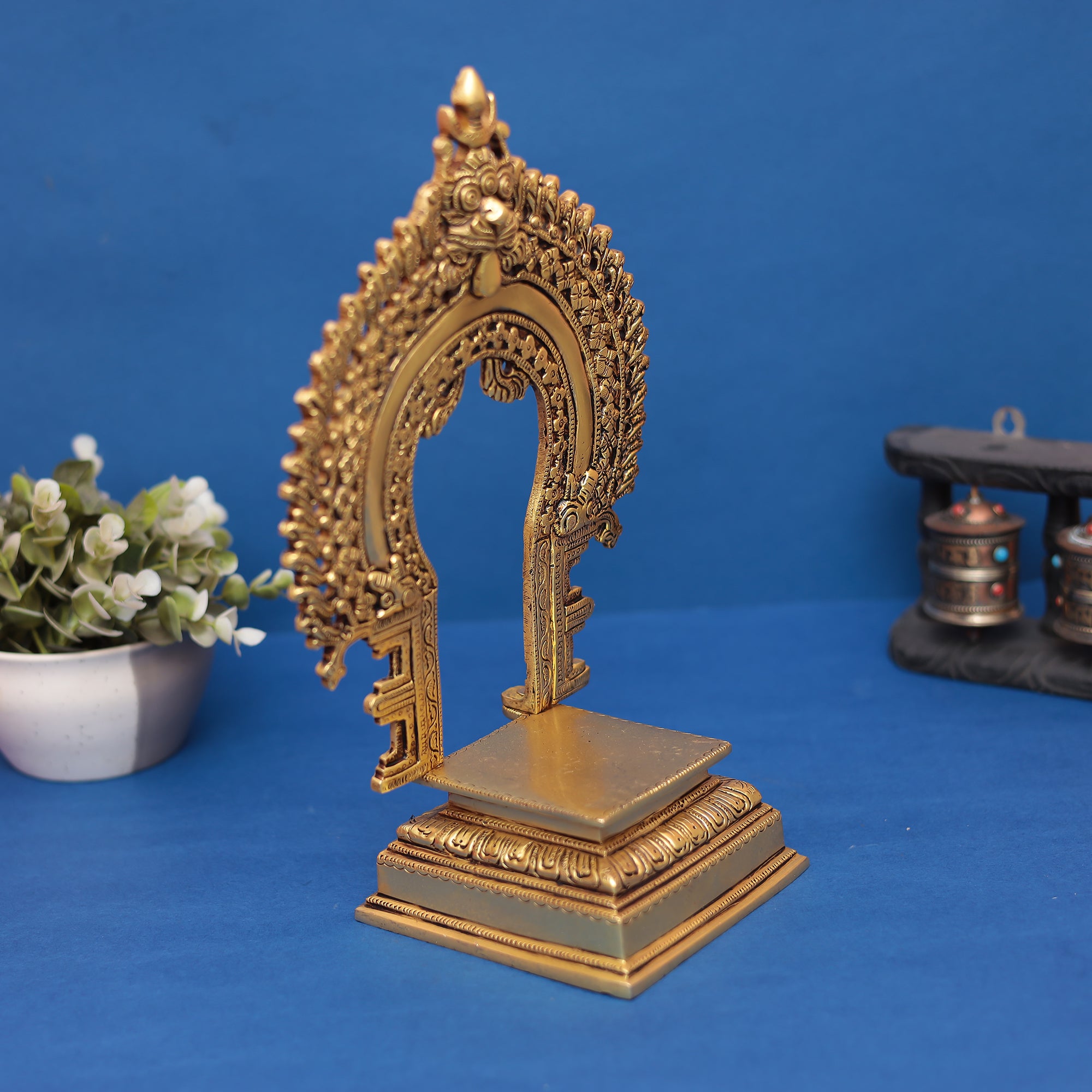 Small Brass Throne with Kirtimukha Prabhavali 12" INCH