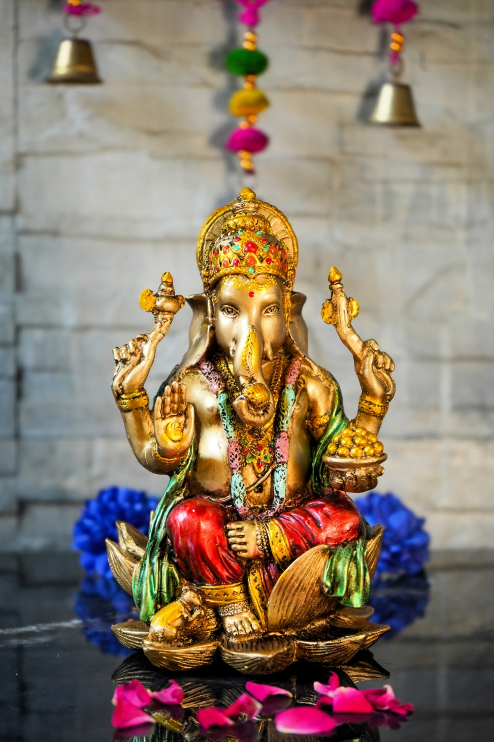 Lotus Ganesh Idol In 7.5 Inches