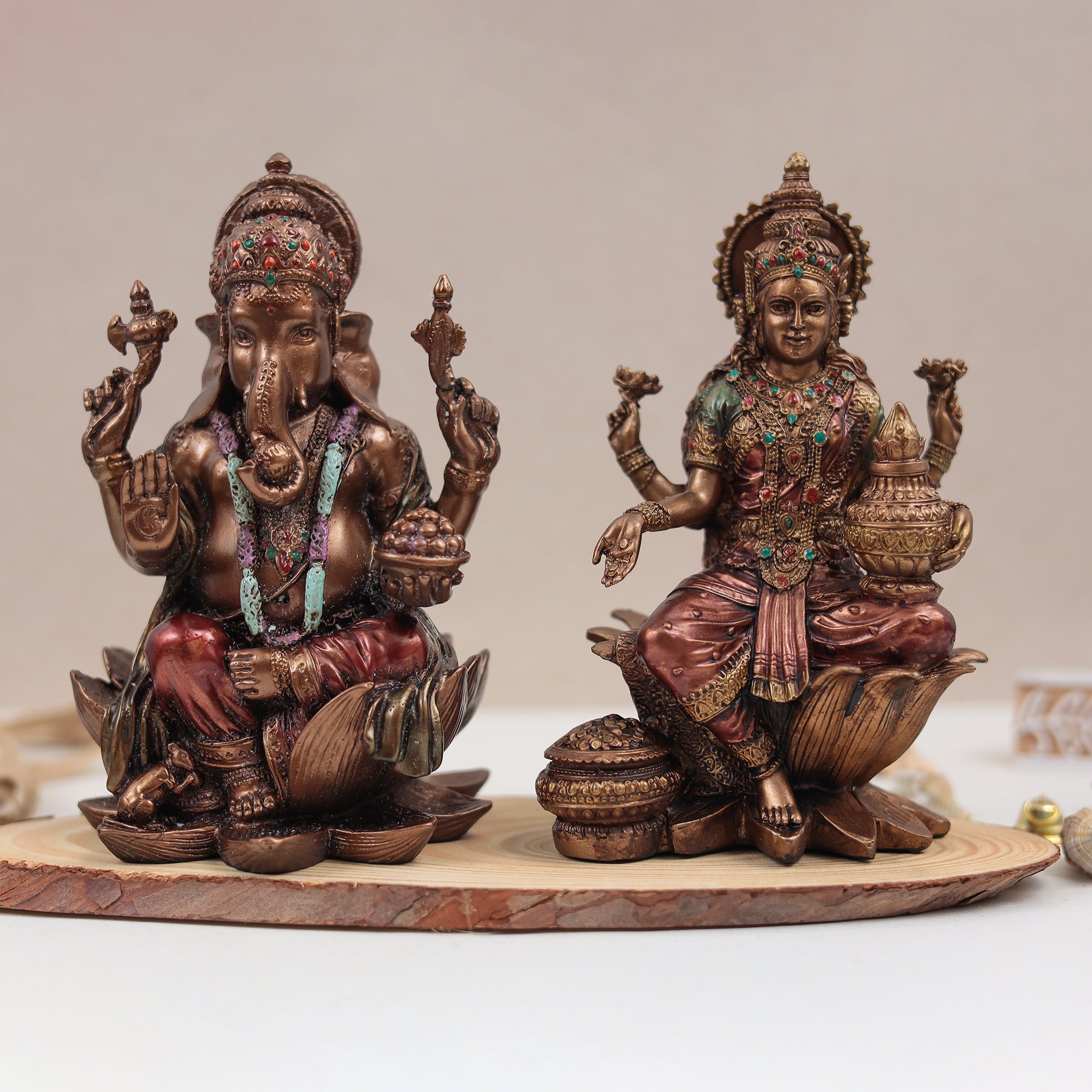 Goddess Shubh Lakshmi and Ganesh Pair in 7 Inches in Copper Finish lo